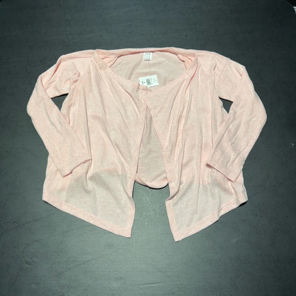 Girls Size 6/7 Lot of 3 Tops - Picture 2 of 7